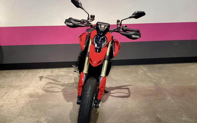 2026 Ducati Hypermotard V2