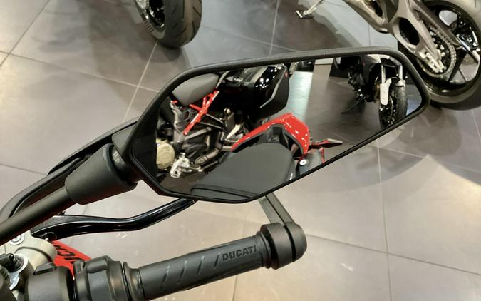 2026 Ducati Hypermotard V2
