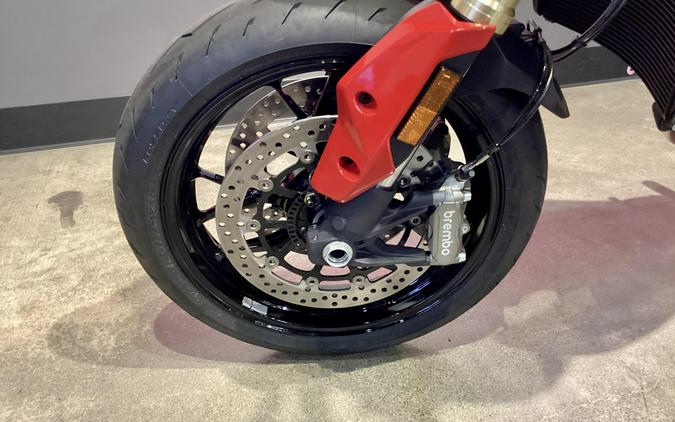 2026 Ducati Hypermotard V2