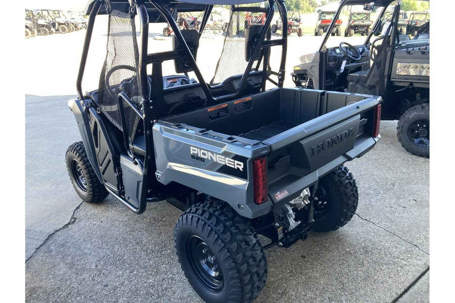 2025 Honda Pioneer 520