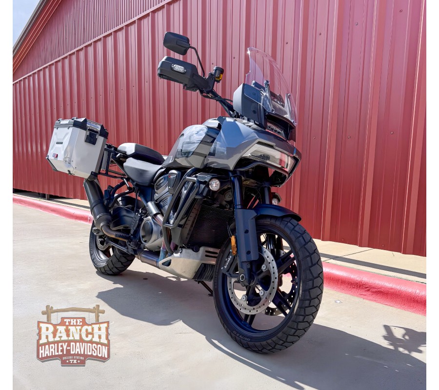 2022 Harley-Davidson® Pan America™ 1250 Special Gauntlet Gray Metallic