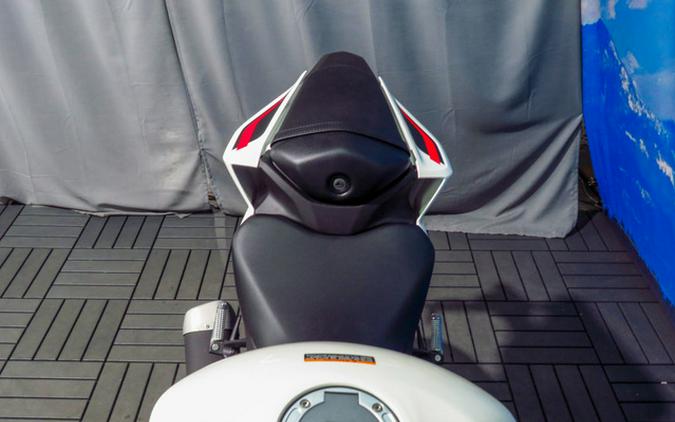 2026 Yamaha YZF R3 70Th Anniversary Edition