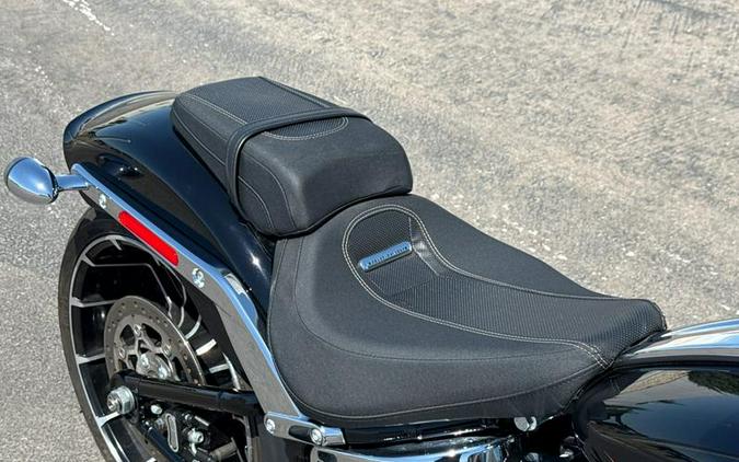 2024 Harley-Davidson® SOFTAIL BREAKOUT