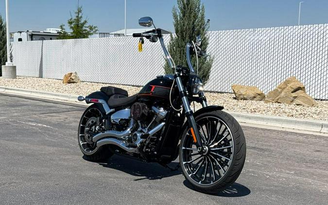 2024 Harley-Davidson® SOFTAIL BREAKOUT