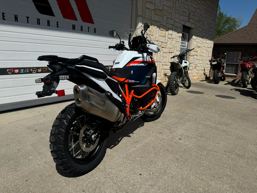 2026 KTM 1390 Super Adventure R