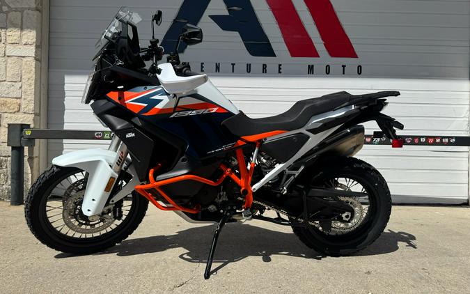 2026 KTM 1390 Super Adventure R