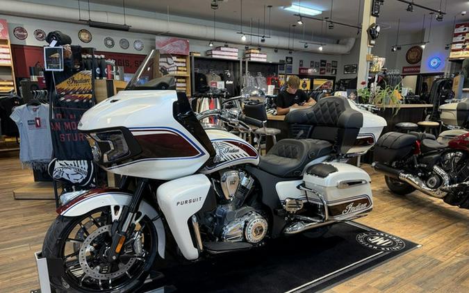 2026 Indian Pursuit Limited Signature Series Frontier Pearl / Revere Red