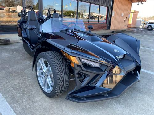 2021 Polaris Slingshot SL Review: With AutoDrive and Paddle Shifters