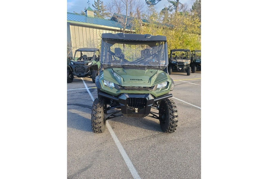 2023 Honda Pioneer 1000-6 Crew Deluxe