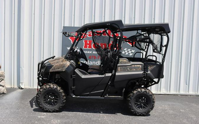 2024 Honda® Pioneer 700 Forest