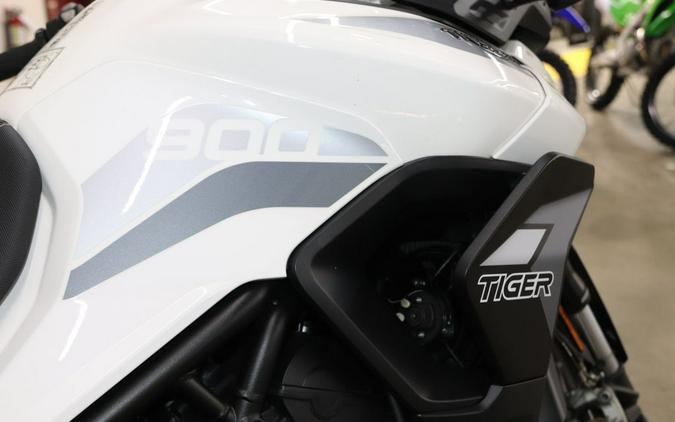 2022 Triumph Tiger 900 GT Low Pure White