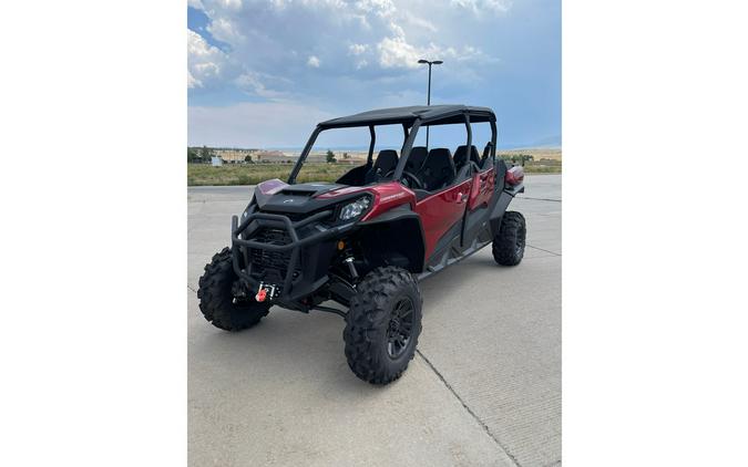 2024 Can-Am Commander Max XT 1000R Red / Black