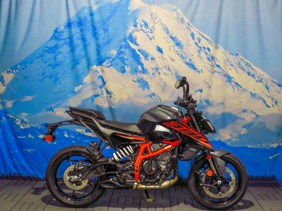 2026 KTM Duke 390