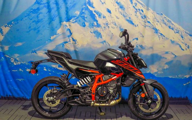 2026 KTM Duke 390