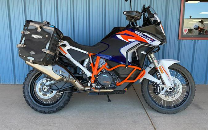 2022 KTM 1290 Super Adventure R Review [29 Fast Facts]