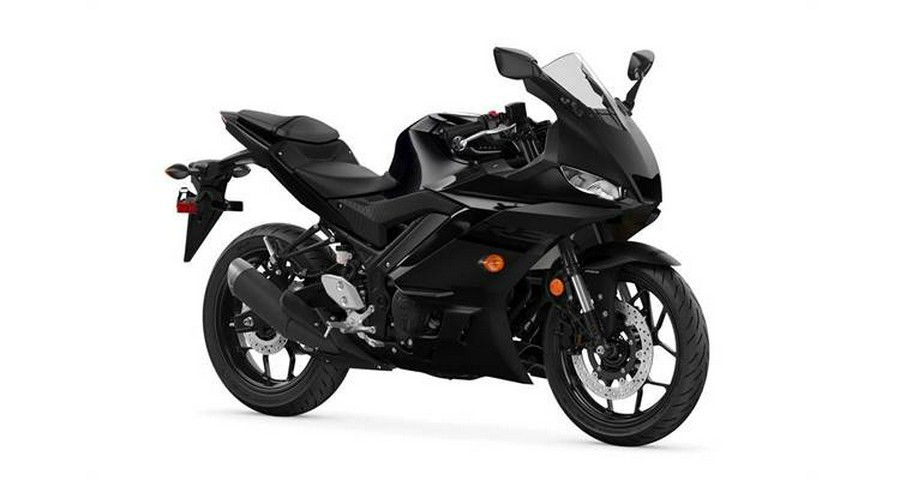 2021 Yamaha YZF-R3 Matte Stealth Black