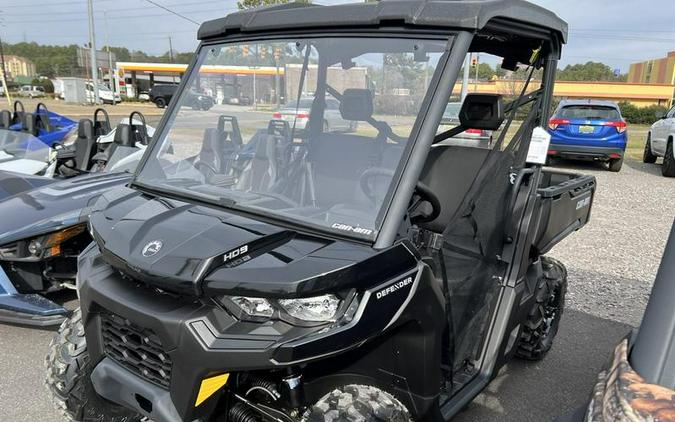 2024 Can-Am® Defender DPS HD9 Timeless Black