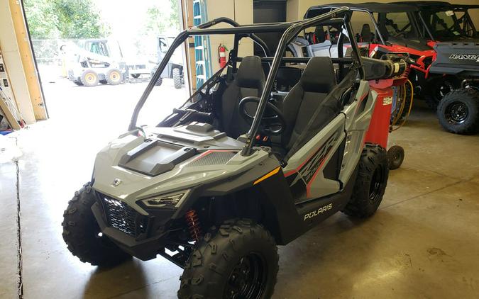 2024 Polaris RZR 200 EFI