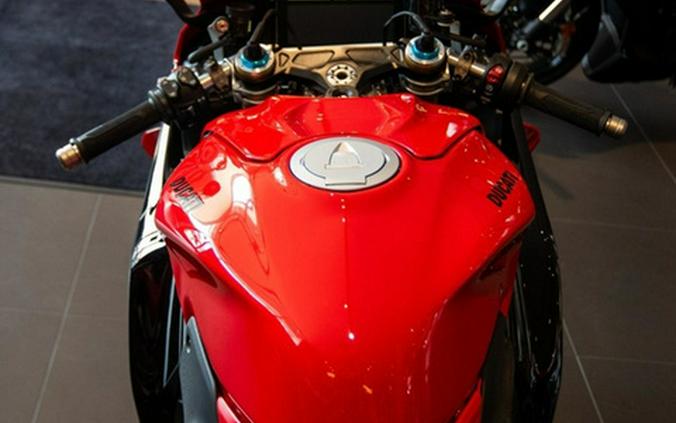 2026 Ducati Panigale V4 S Corse