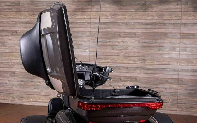 2023 FLHTCUTG - Tri Glide® Ultra - Harley-Davidson®