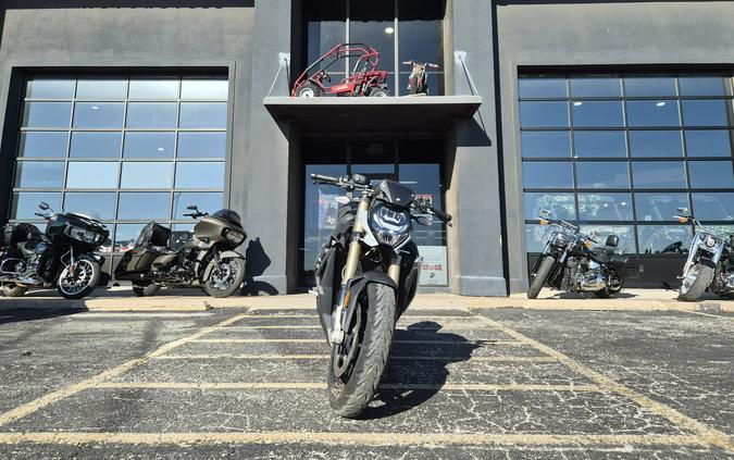 2022 BMW S 1000 R