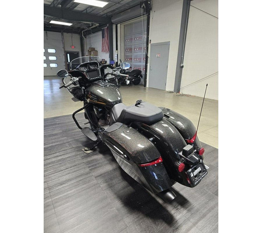2026 Indian CHALLENGER DARK HORSE + 112 & AUDIO PACKAGE