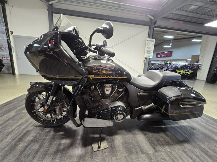 2026 Indian CHALLENGER DARK HORSE + 112 & AUDIO PACKAGE