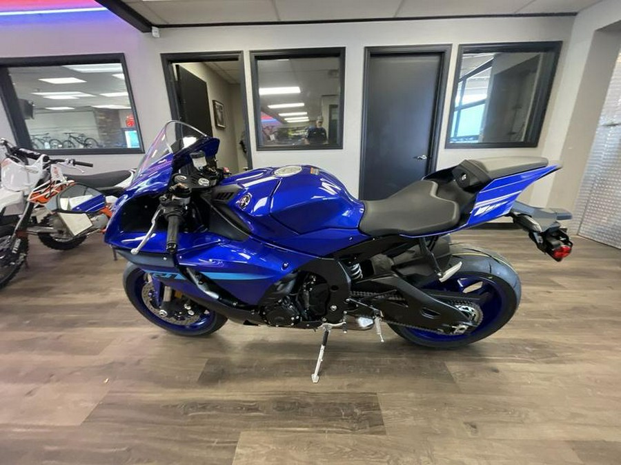 2024 Yamaha YZF-R1