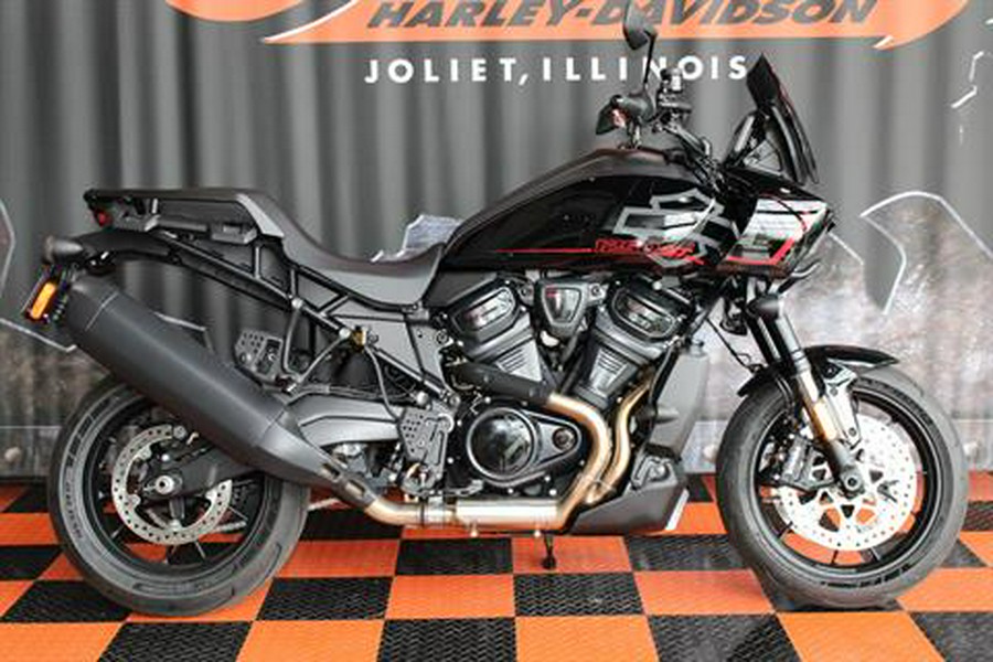 2025 Harley-Davidson Pan America® 1250 ST