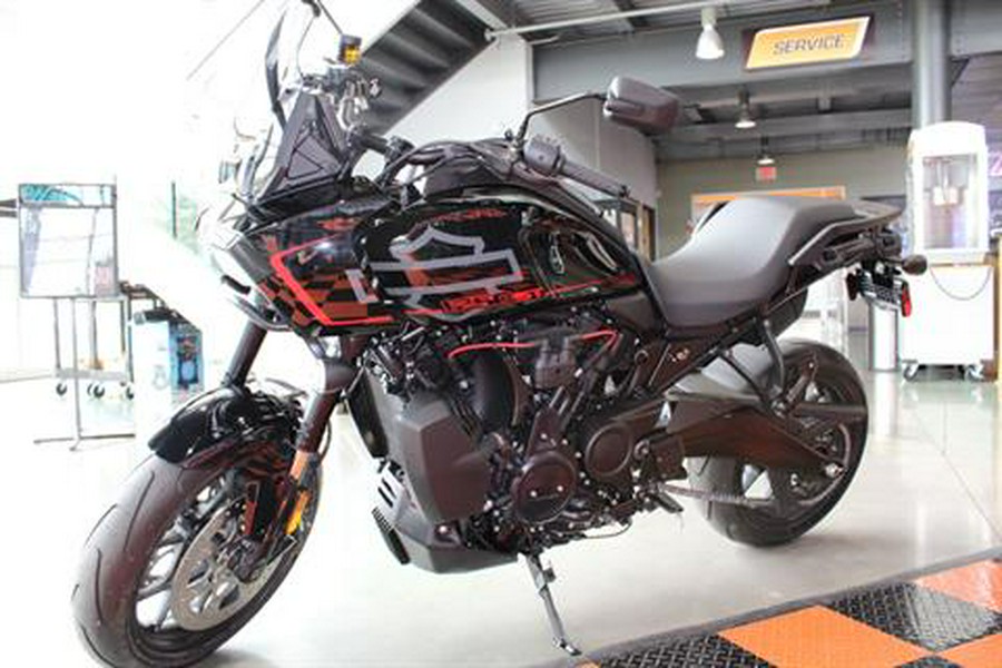 2025 Harley-Davidson Pan America® 1250 ST