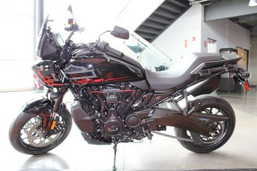 2025 Harley-Davidson Pan America® 1250 ST