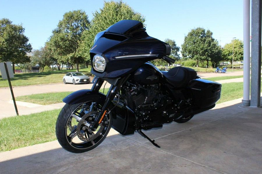 2025 Harley-Davidson® FLHX - Street Glide®