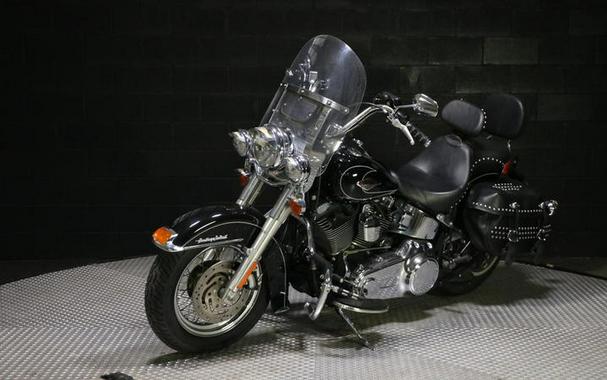2009 Harley-Davidson® FLSTC - Heritage Softail®