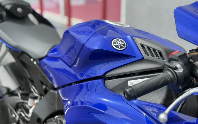 2026 Yamaha YZF-R1 Team Yamaha Blue - 01068C