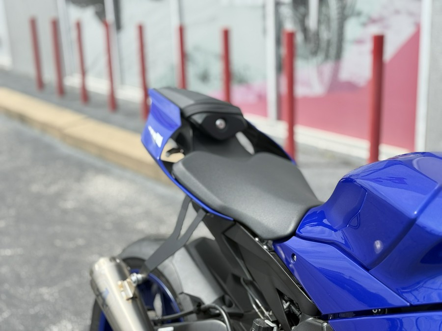 2026 Yamaha YZF-R1 Team Yamaha Blue - 01068C