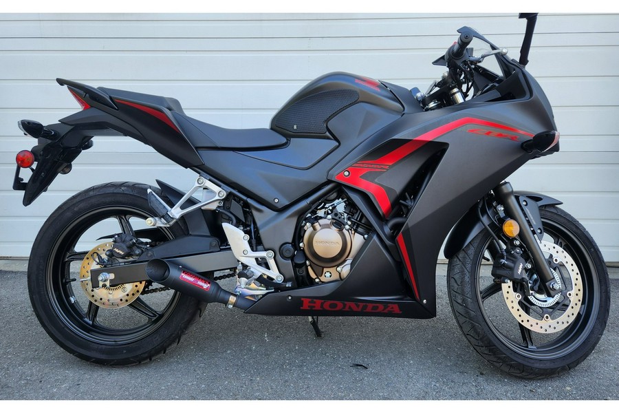 2022 Honda CBR300R ABS