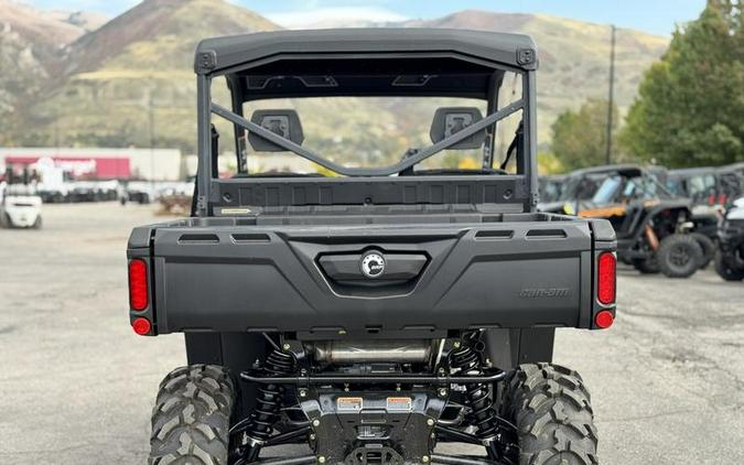 2024 Can-Am® Defender XT HD10