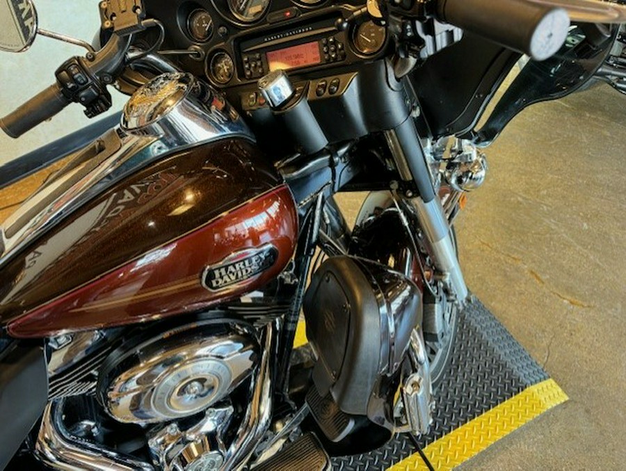 2011 Harley-Davidson Electra Glide Ultra FLHTCU