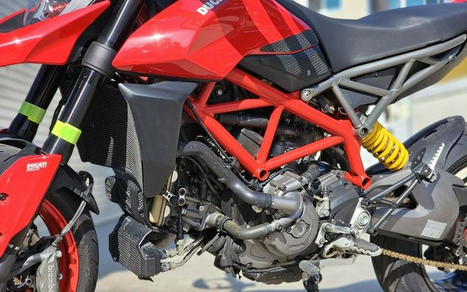 2020 Ducati HYPERMOTARD 950