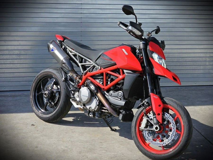 2020 Ducati HYPERMOTARD 950