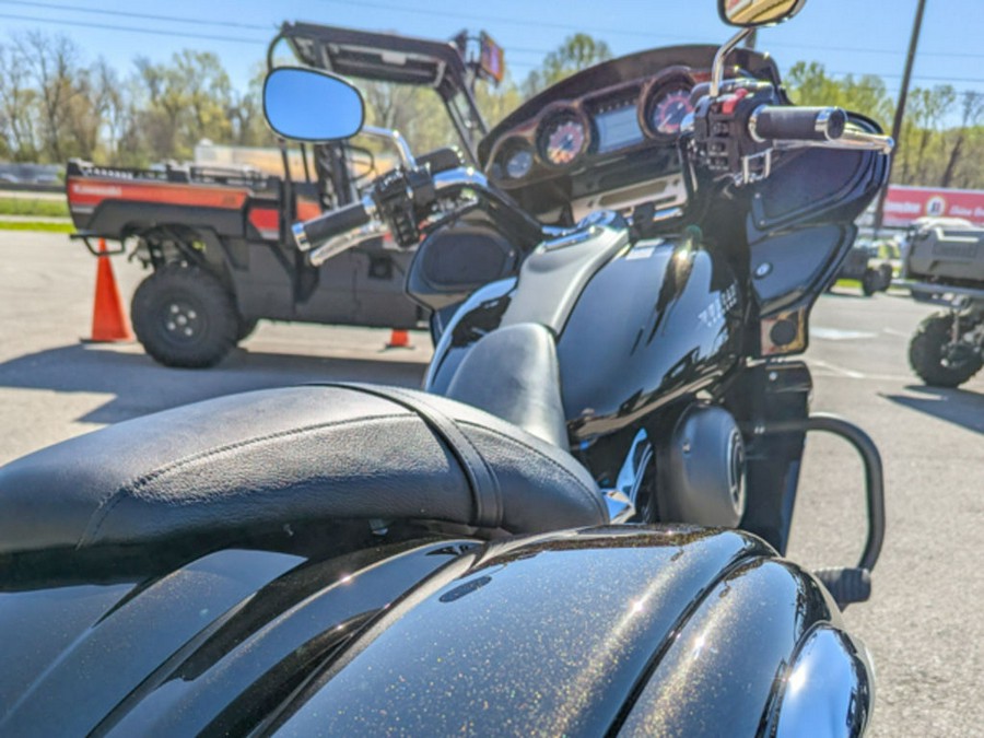 2025 Kawasaki Vulcan® 1700 Vaquero® ABS