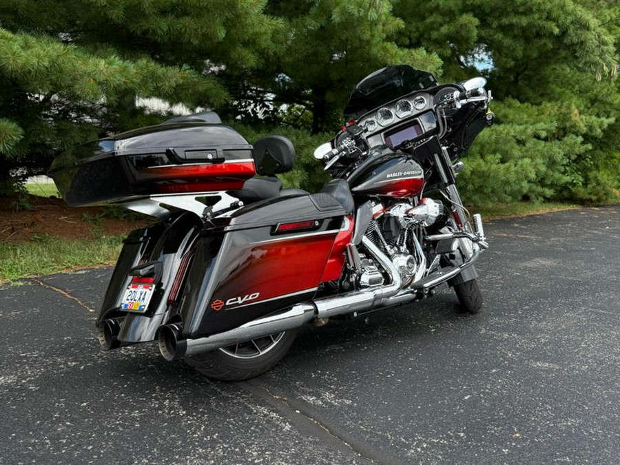2021 Harley-Davidson® FLHXSE - CVO™ Street Glide®