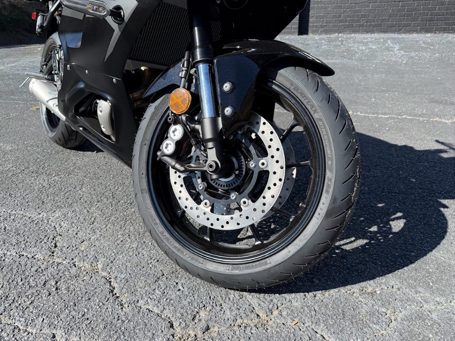 2025 Yamaha YZF-R7