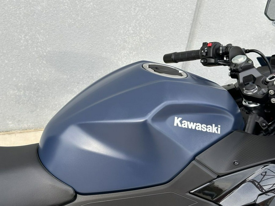 2026 Kawasaki Ninja 500 ABS Metallic Matte Twilight Blue SE ABS