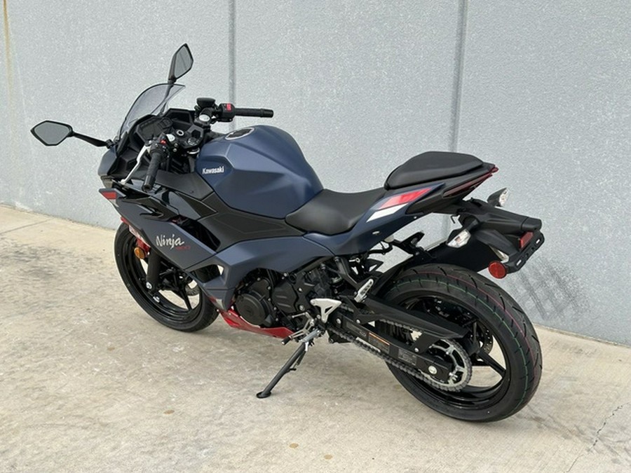 2026 Kawasaki Ninja 500 ABS Metallic Matte Twilight Blue SE ABS