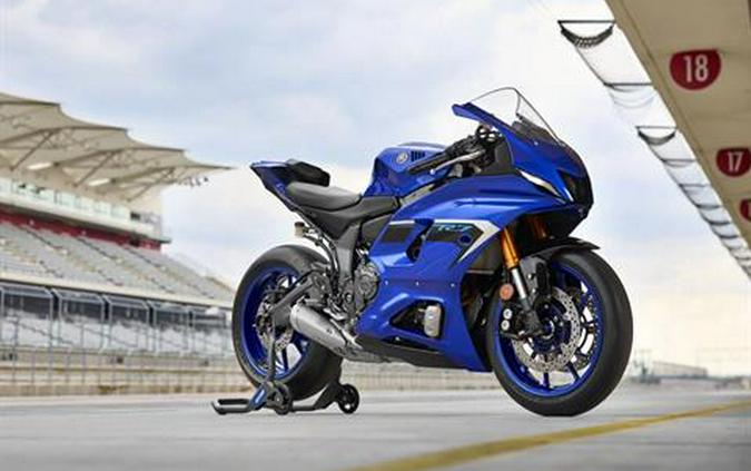 2025 Yamaha YZF-R7
