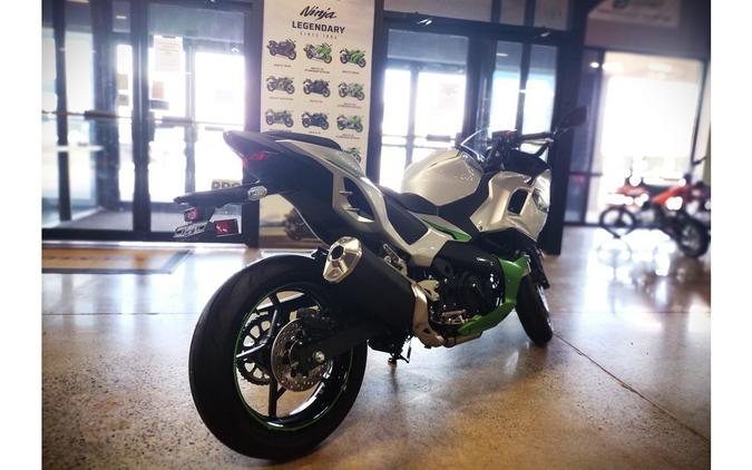 2024 Kawasaki Ninja® 7 Hybrid ABS