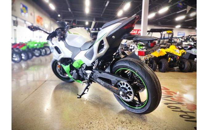 2024 Kawasaki Ninja® 7 Hybrid ABS