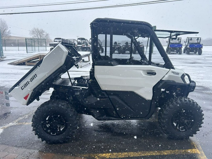 2026 Can-Am® Defender Limited HD11