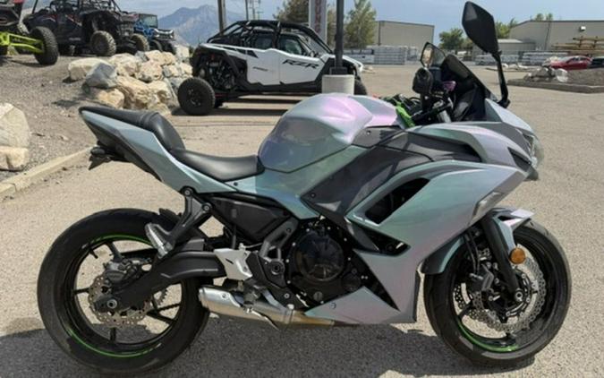 2024 Kawasaki Ninja 650 KRT Edition ABS